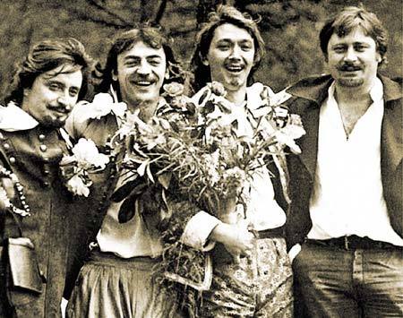 Д'Артаньян и Три Мушкетера - Другие варианты извлечения песен и сцены с фоновой музыкой