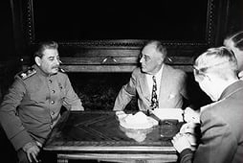 Сталин, Рузвельт, ялта, вторая мировая война, дипломатия, переговоры о мироустройстве, ООН|Фото: yandex.ru